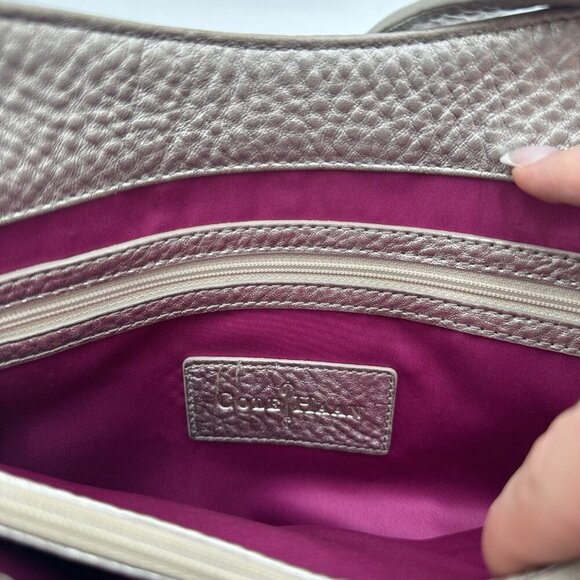 Cole Hann‎ Silver Pebbled Leather Purse Handbag Multi-pockets Satin Pink Lining - Picture 6 of 11